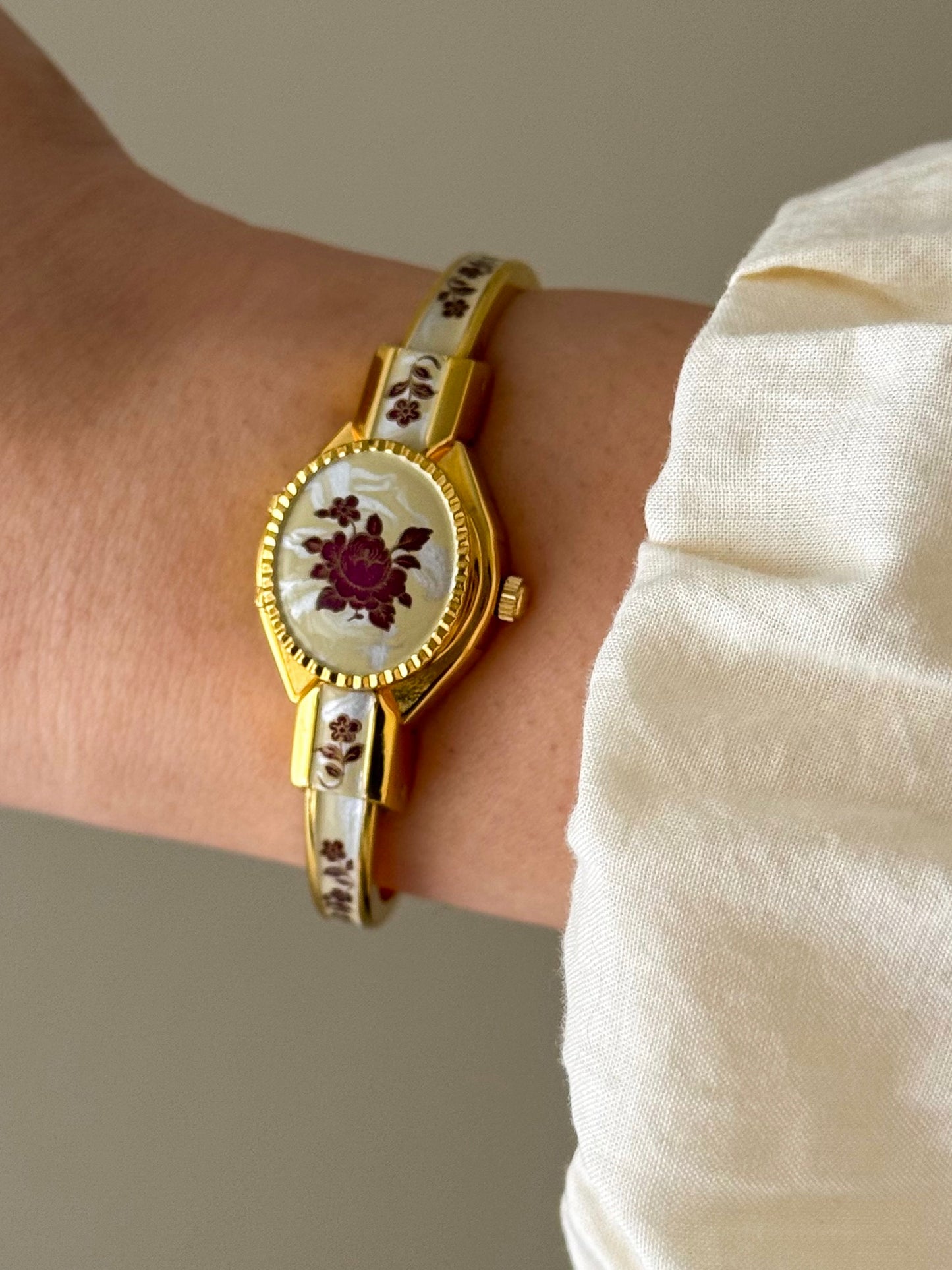 Vintage Gold Tone Andre Mouche Peekaboo Cuff Watch With a Red Peony Enamel Flower Design