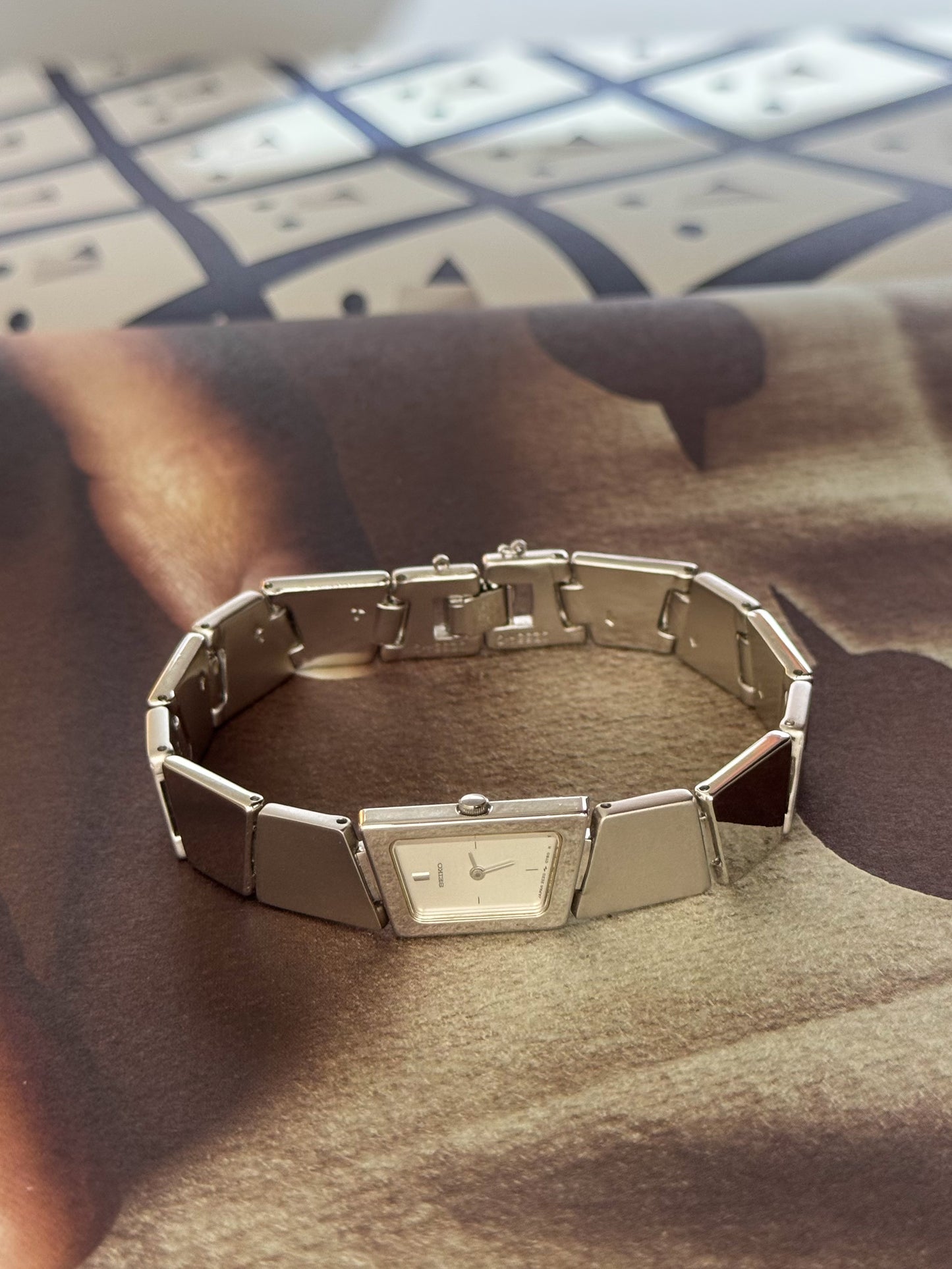 Stunning Vintage Asymmetrical Seiko Watch With Matte and Polished Mirror Link Band