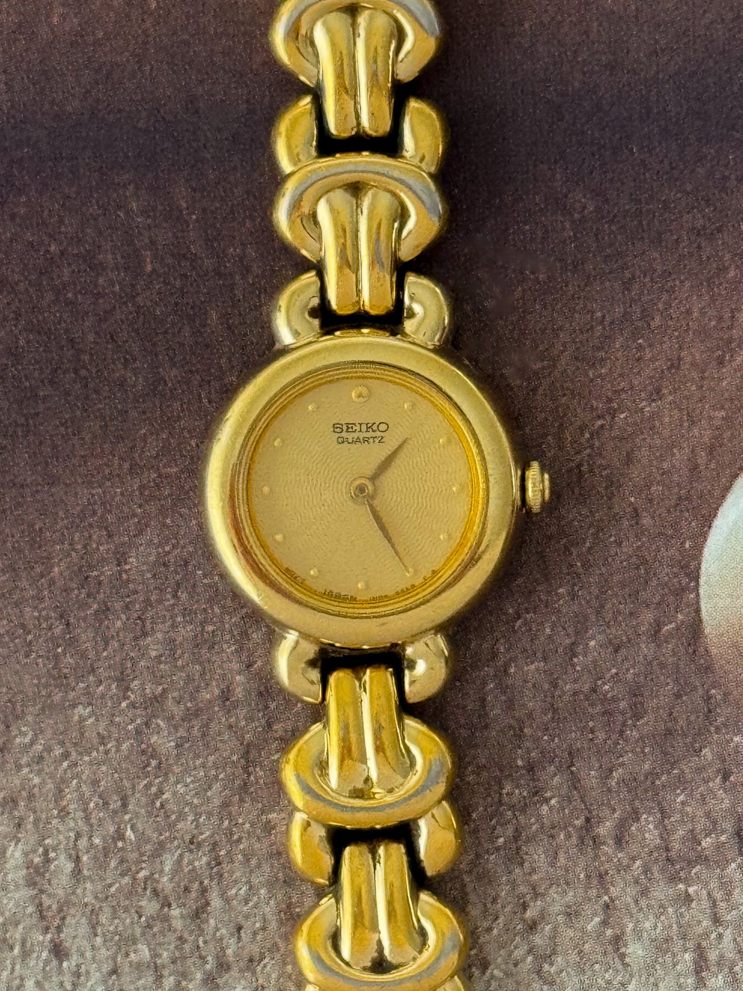 Vintage Ladies’s Gold Seiko Watch With Intricate Band