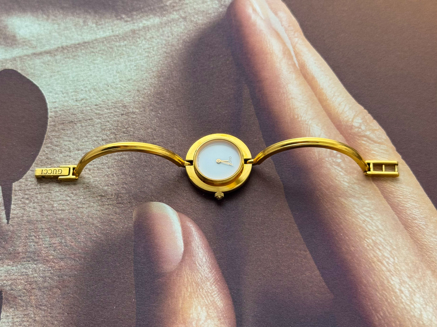 Vintage 1980s Gold Plated Gucci Interchangeable Bezel Watch Bangle
