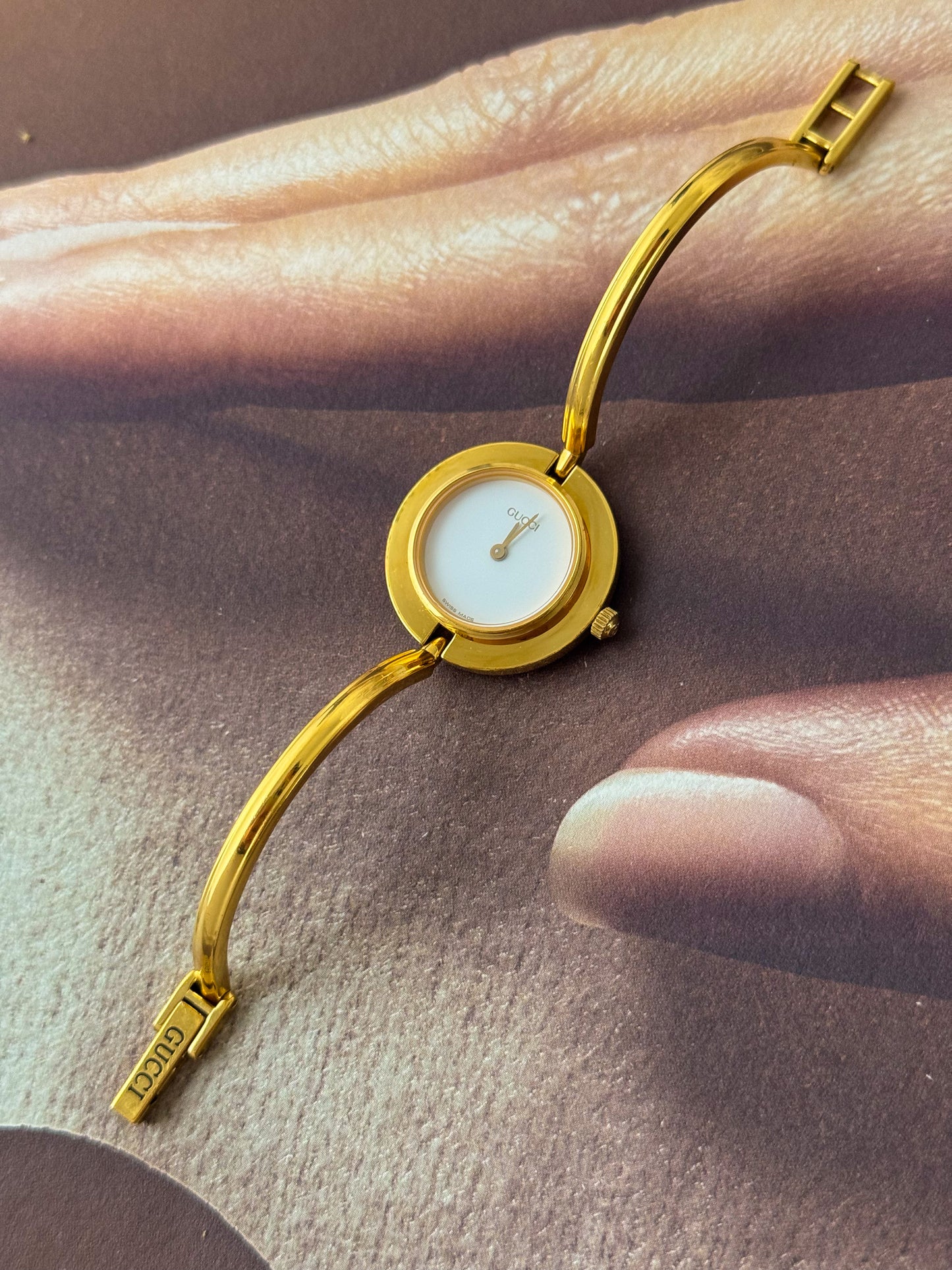Vintage 1980s Gold Plated Gucci Interchangeable Bezel Watch Bangle