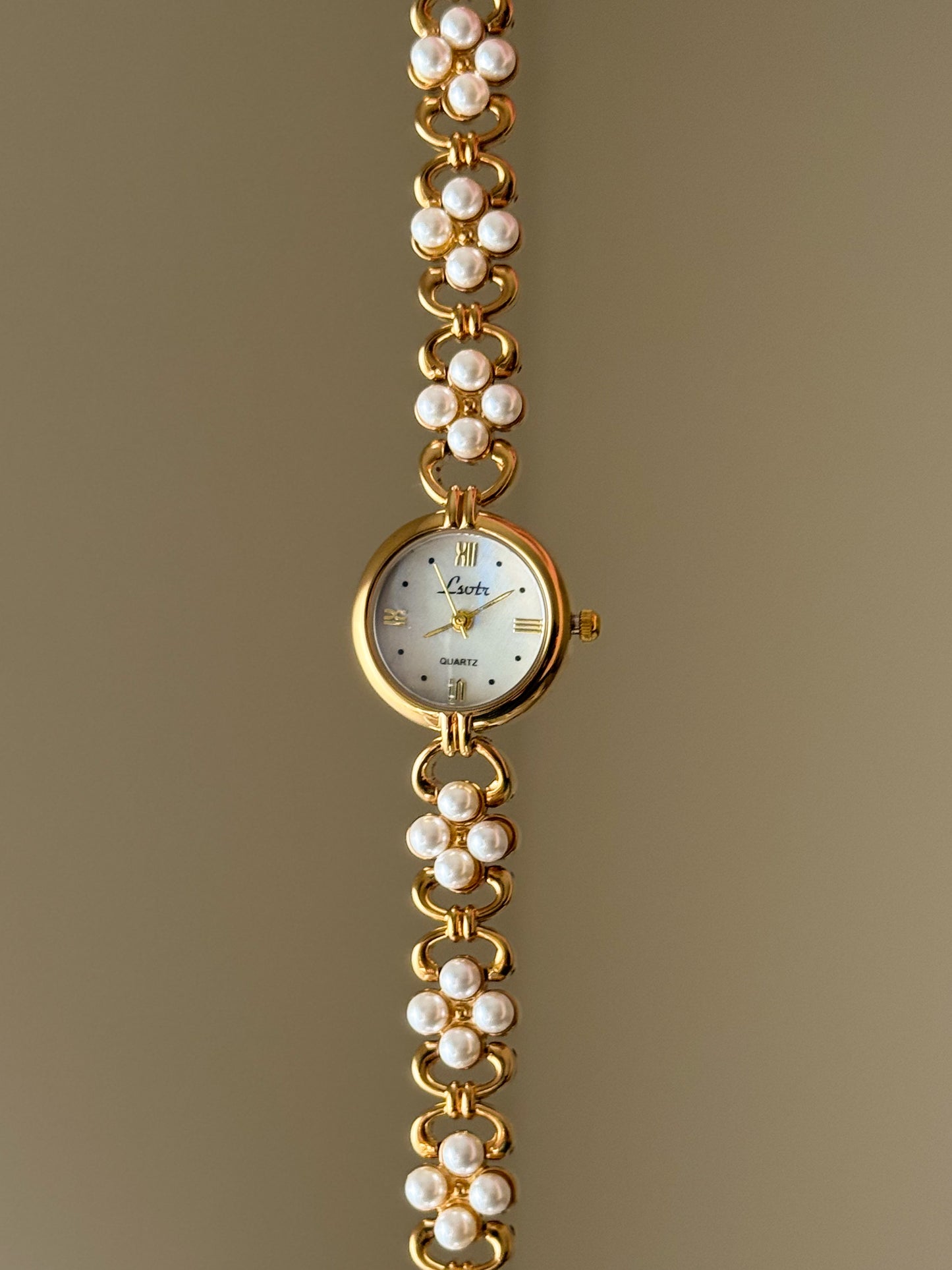 Minimalist Gold Watch With Pearl Bracelet Band
