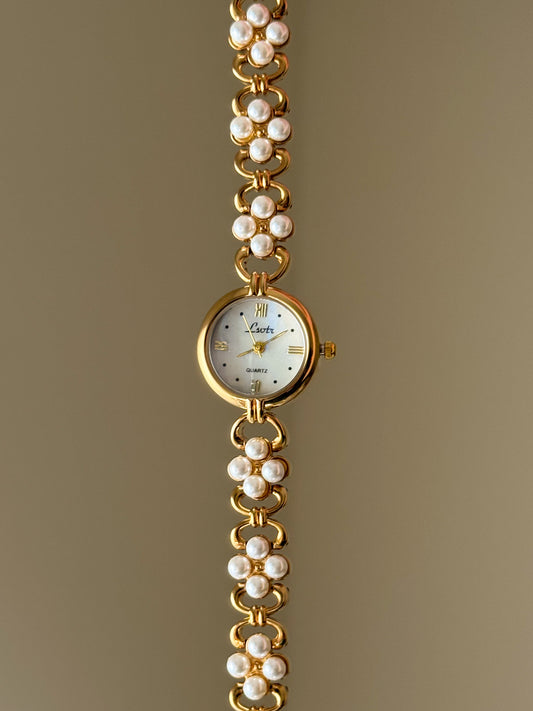 Minimalist Gold Watch With Pearl Bracelet Band