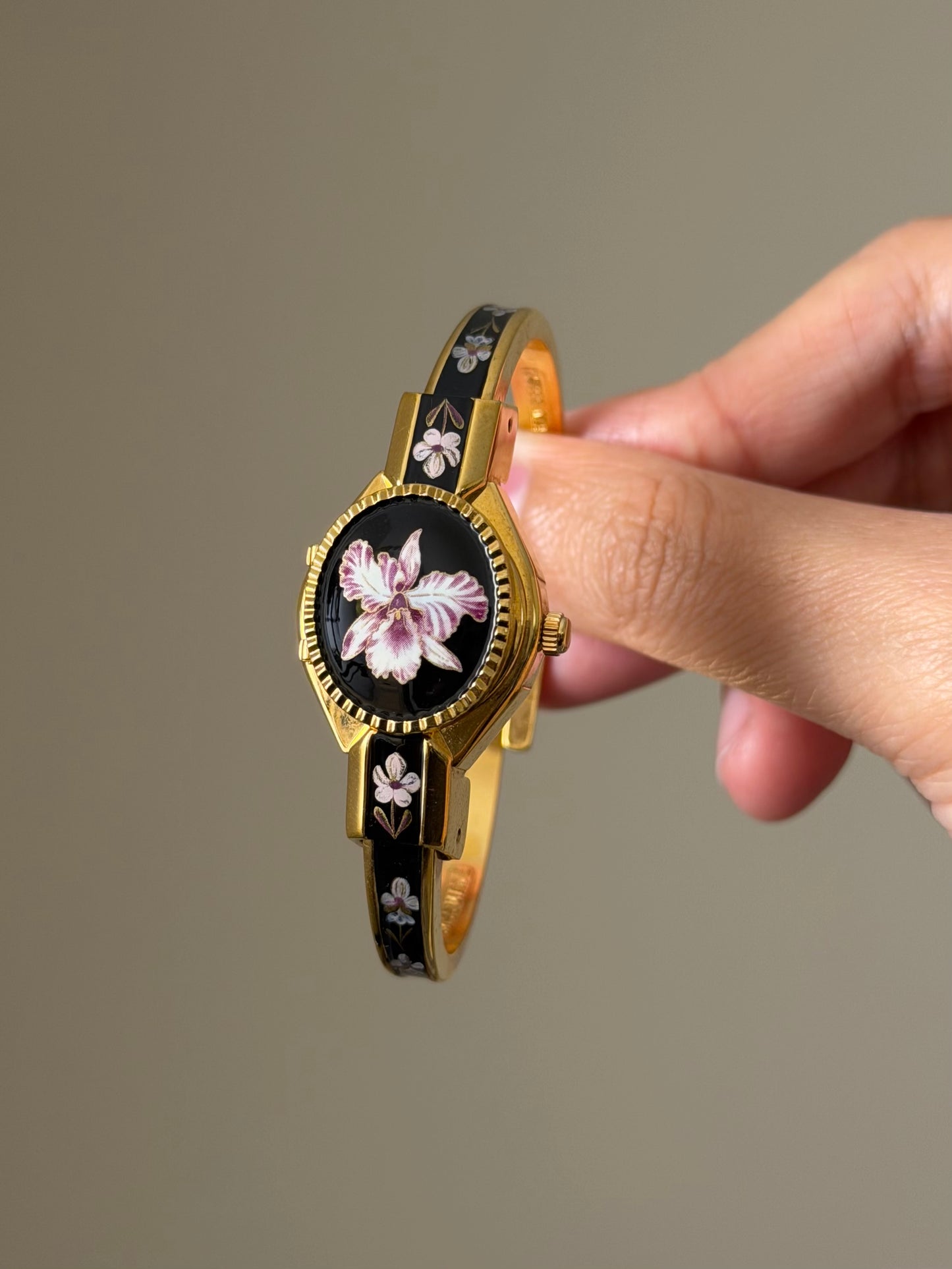 Vintage Gold Tone Andre Mouche Peekaboo Cuff Watch With Purple Peony Enamel Flower Design