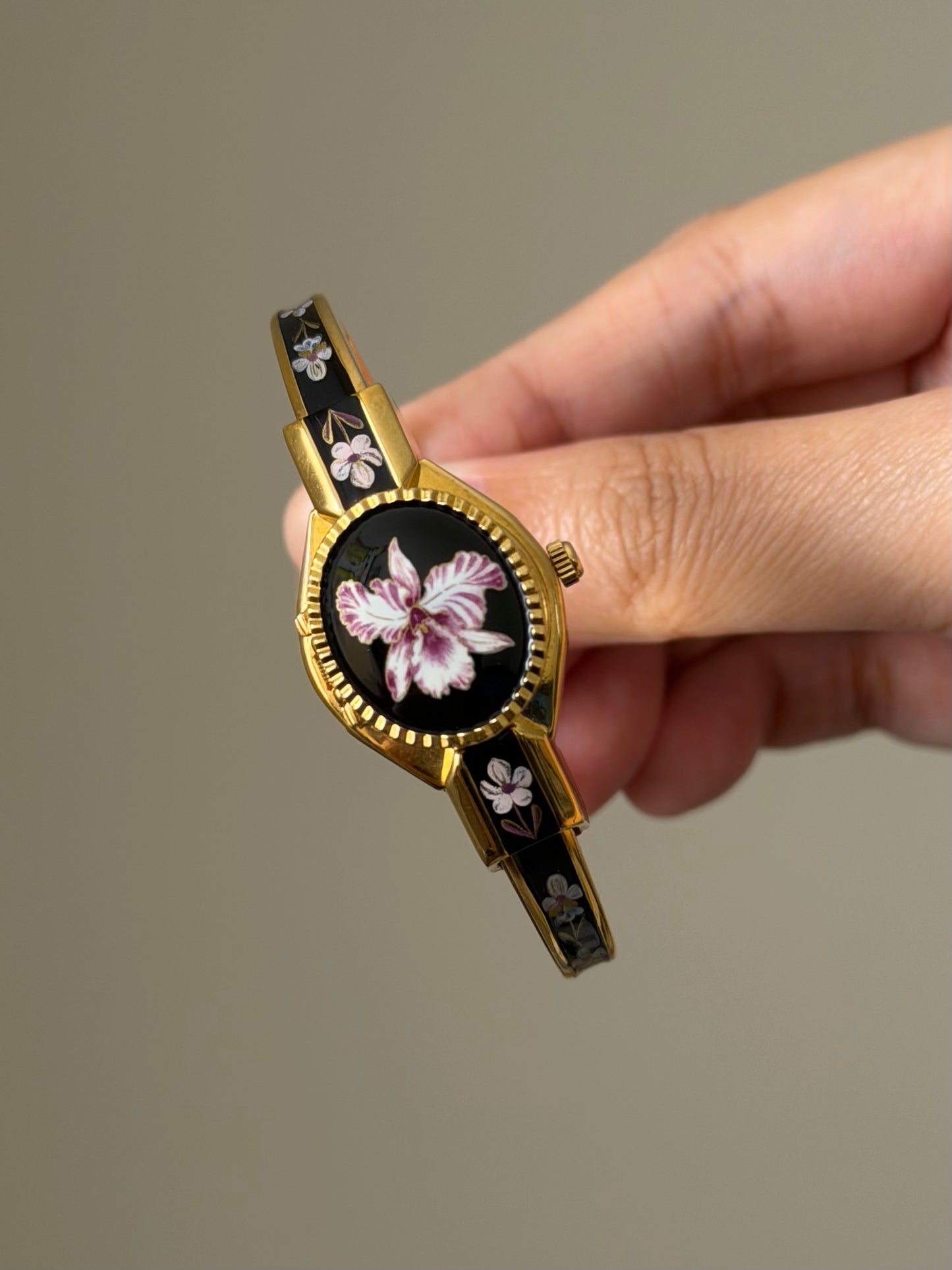 Vintage Gold Tone Andre Mouche Peekaboo Cuff Watch With Purple Peony Enamel Flower Design