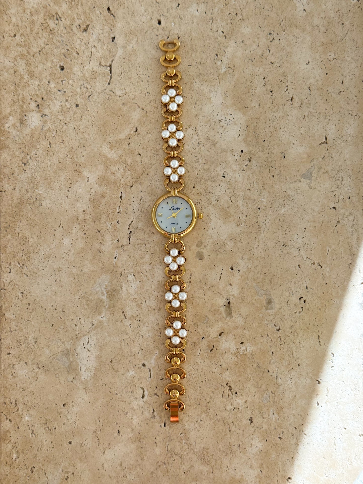 Minimalist Gold Watch With Pearl Bracelet Band