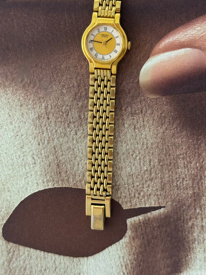 Vintage Ladies’s Gold Seiko Watch With Gold Center White Dial