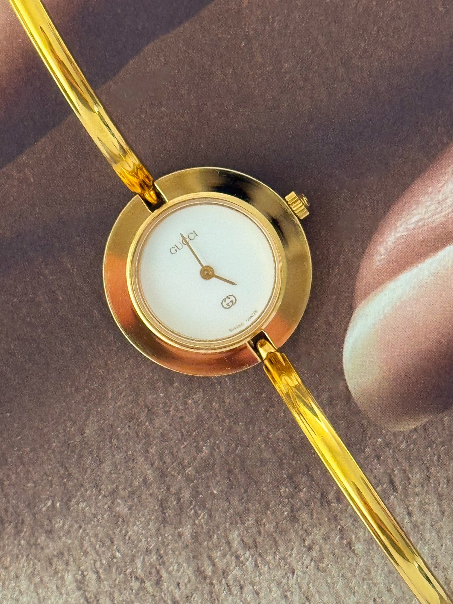 Vintage 1980s Gold Plated Gucci Interchangeable Bezel Watch Bangle