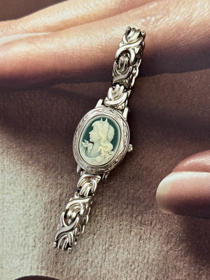 Vintage Peekaboo Valentino Michelle Cameo Watch