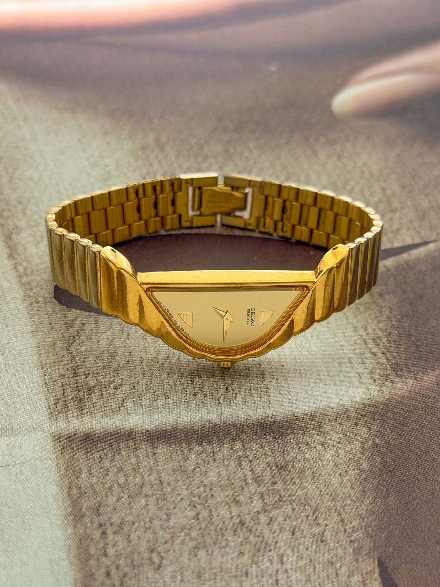 RARE Vintage 1990s Gold Seiko Half Moon Watch (Asymmetrical 1F20-5D59)