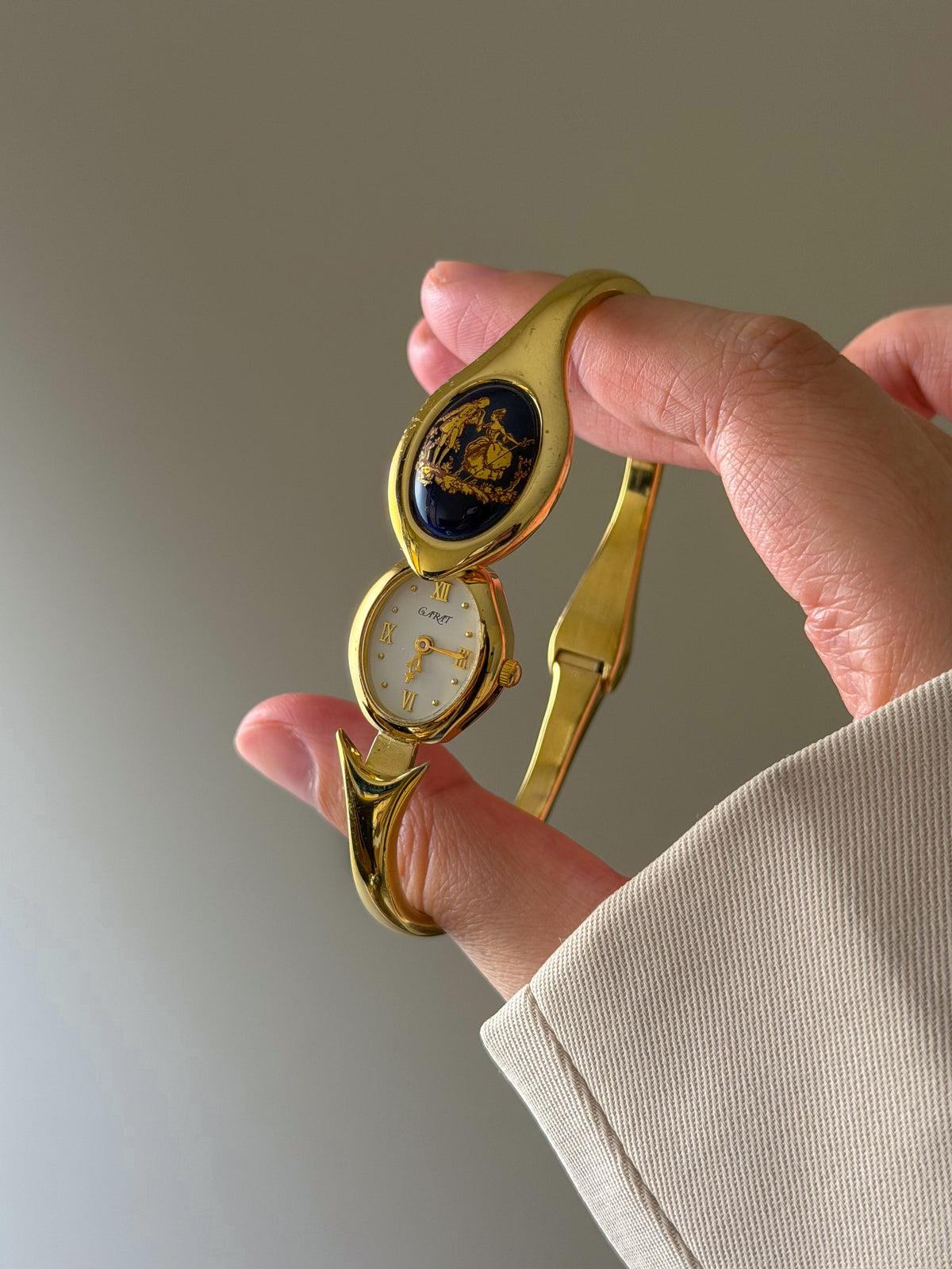 Vintage Limoges Carat 18k Gold Plated Hidden Bangle Watch