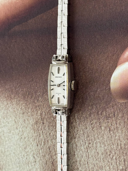 Vintage Silver Seiko 23 Jewels Manual Wind-Up Watch
