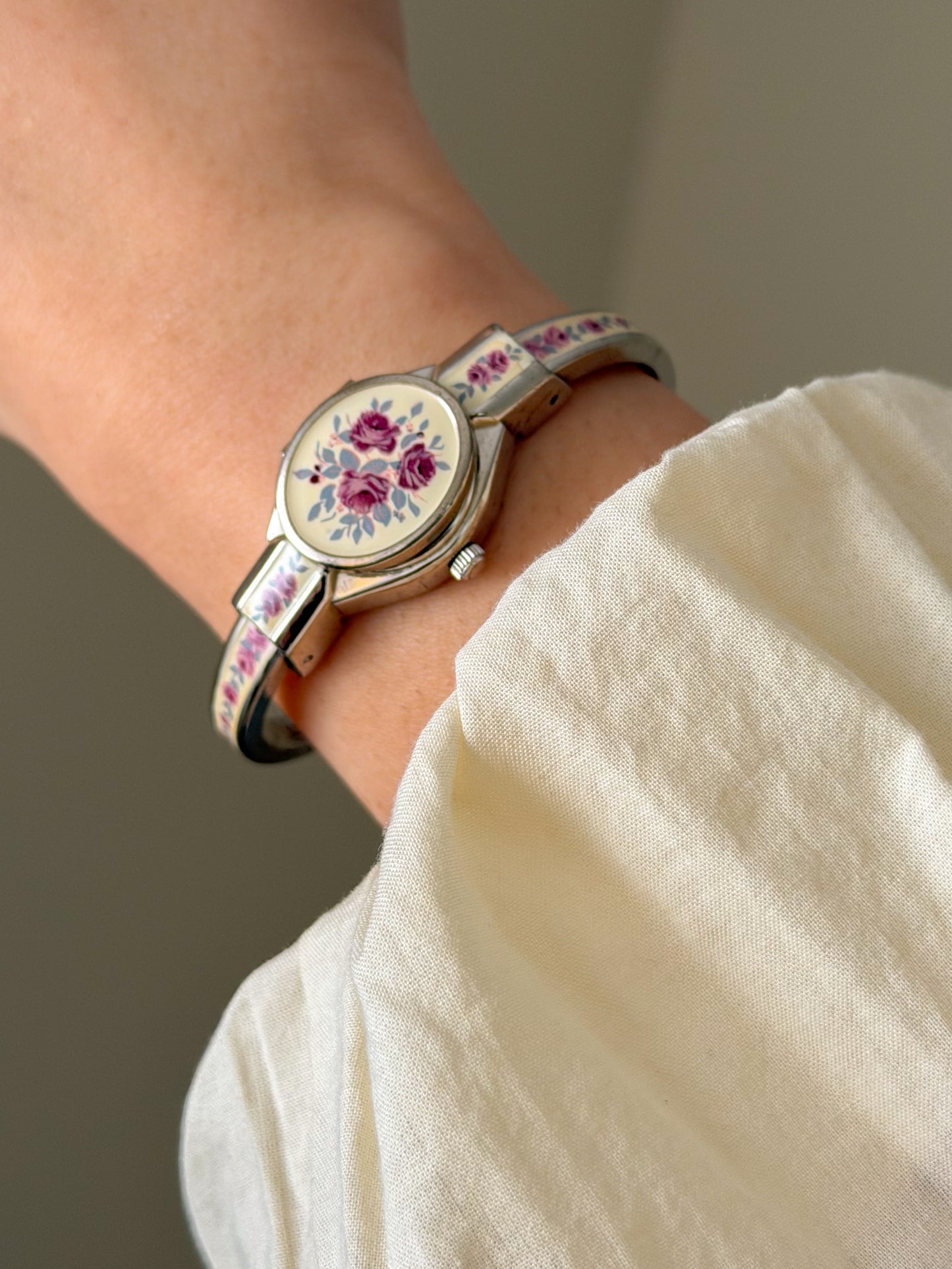 Vintage Silver Tone André Mouche Peekaboo Cuff Watch With White Enamel and Pink Rose Design