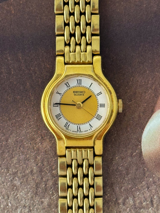 Vintage Ladies’s Gold Seiko Watch With Gold Center White Dial